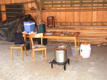 Bierbrauen beim Heimatverein Fresenburg Bierbrauen beim Heimatverein Fresenburg